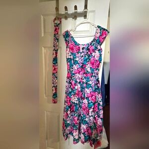 Vintage Floral Dress with Belt Sz 12